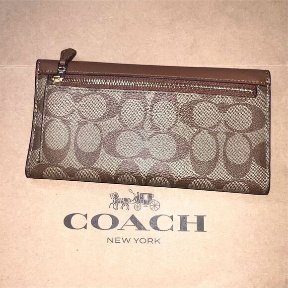 COACH Leather Trifold Wallet Brown w Gold Hardware AUTHENTIC - Picture 2 of 7